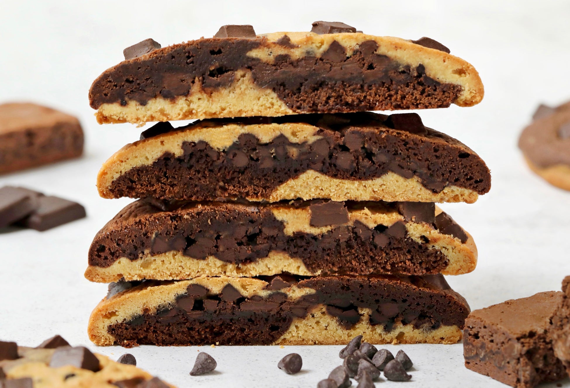 世にもおいしいBROOKIE!!のクッキーとブラウニーの断面